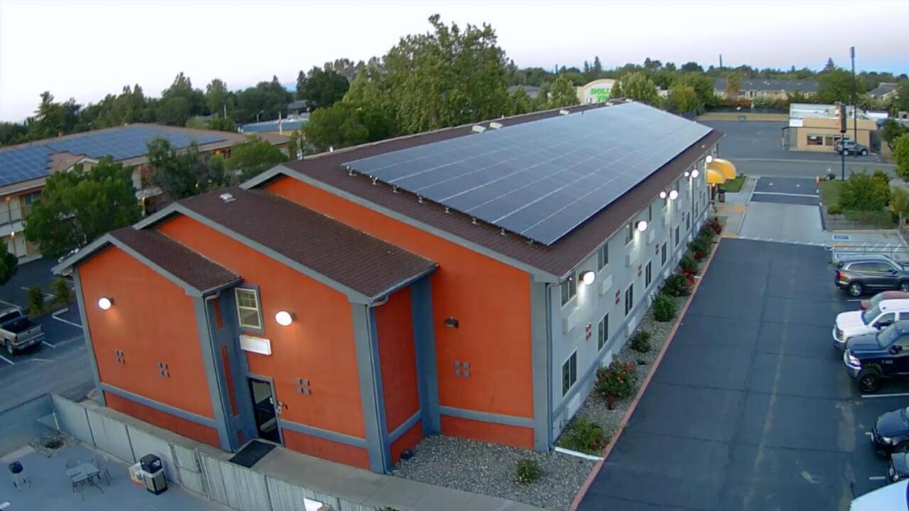 Super 8 By Wyndham Willows Esterno foto
